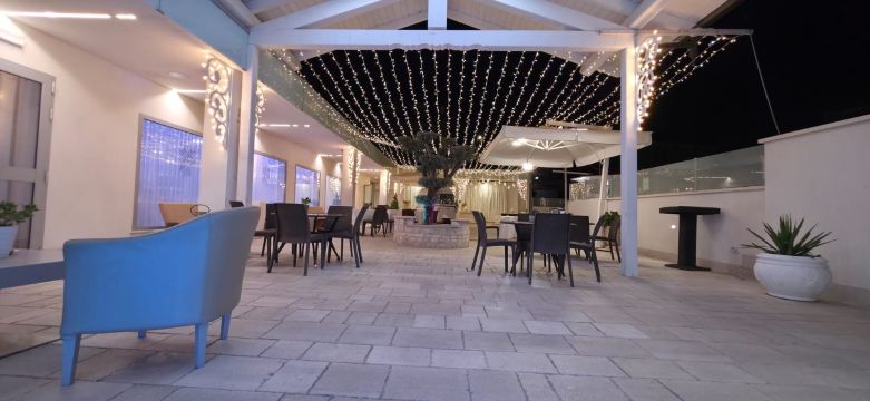 里昂酒店及罗索卡瓦利诺餐厅-度假村/酒店