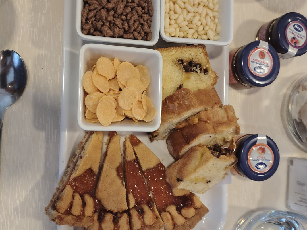 奥林波格兰德酒店主图