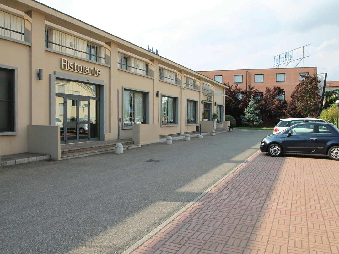皮亚琴察酒店住宿-皮亚琴察费耶拉MH酒店
