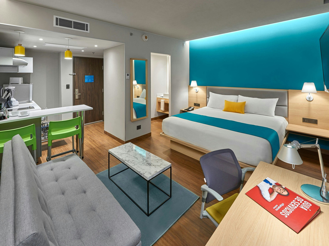 Benito Juarez Municipality酒店住宿-City Express Plus by Marriott Cancun Aeropuerto Riviera