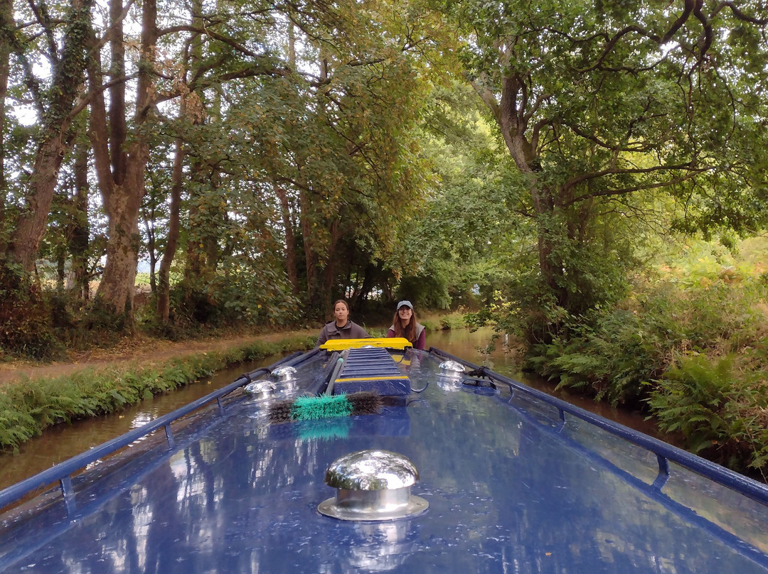Road House Narrowboats-Gilwern必去景点