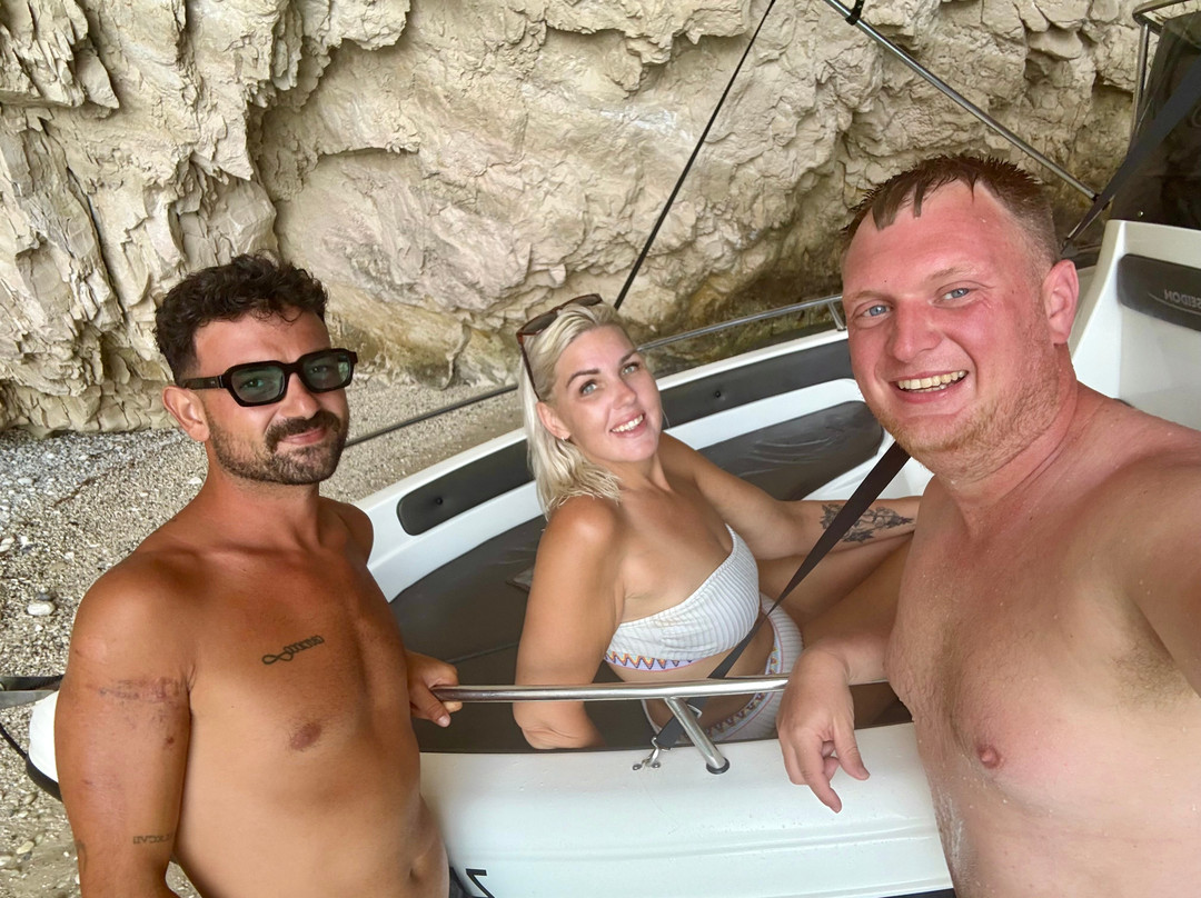 Laganas Boat Rentals-扎金索斯州必去景点