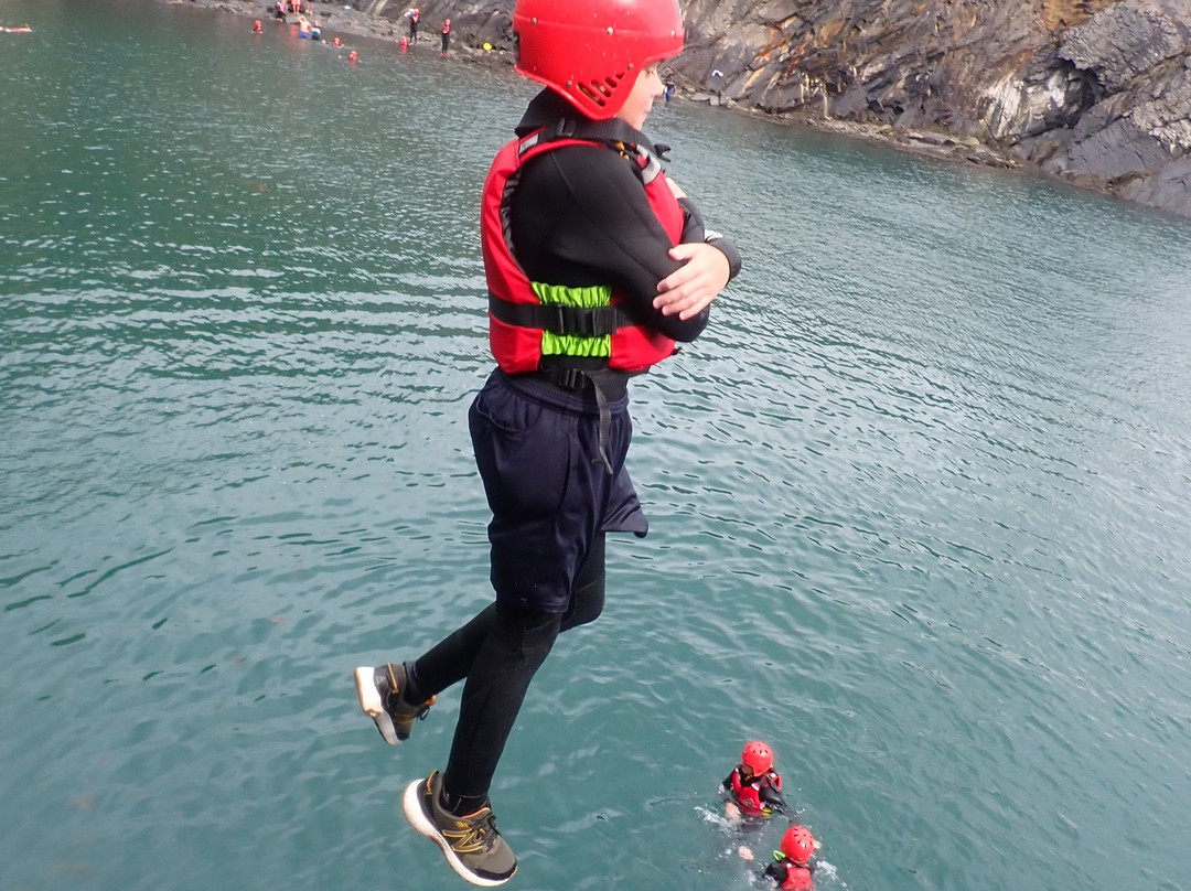 Celtic Quest Coasteering-哈弗福韦斯特必去景点