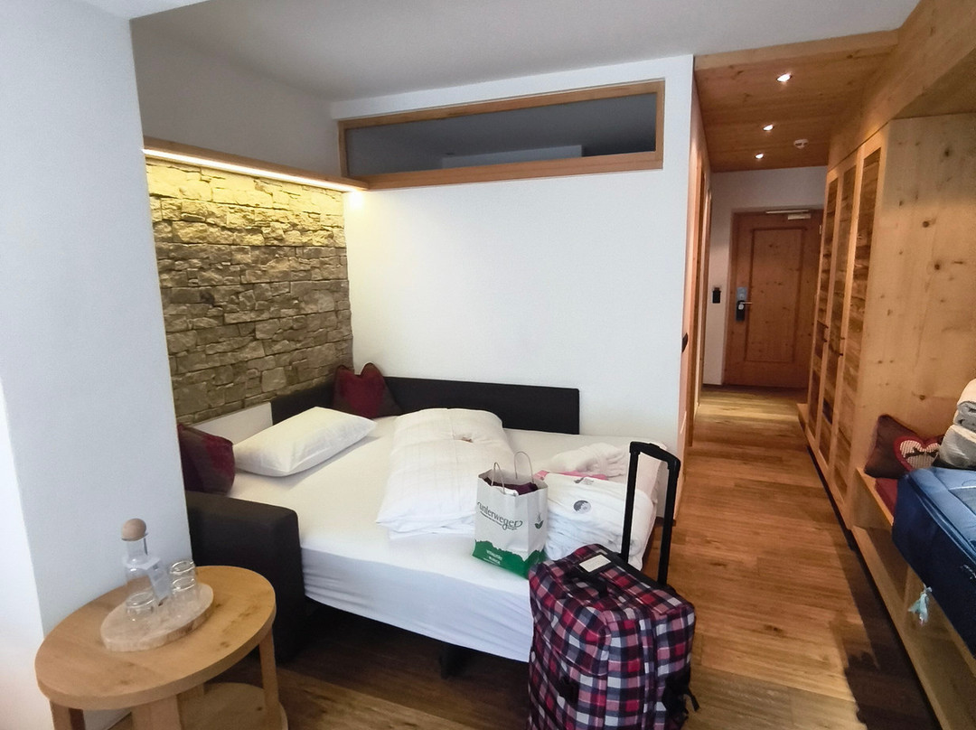 奥攀布莱克酒店主图