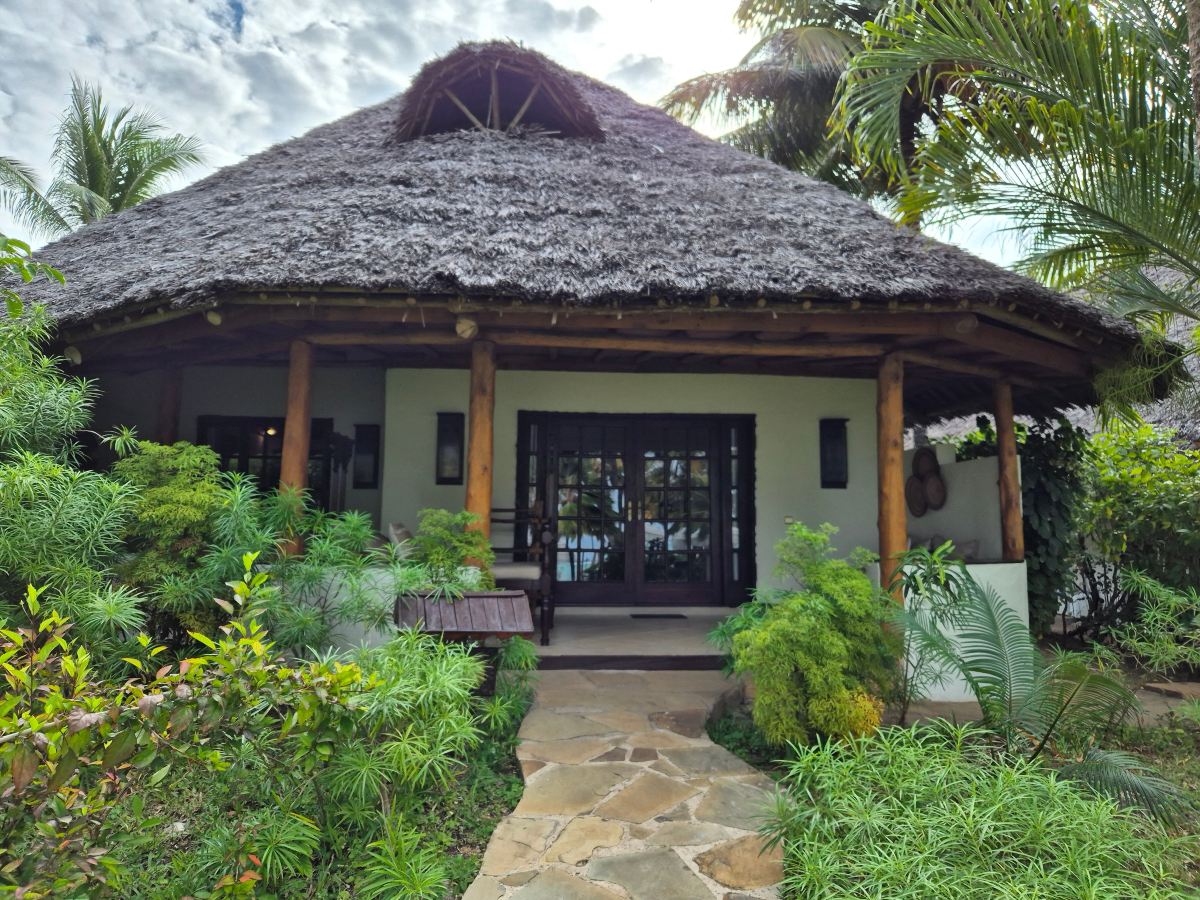 必韦久棕榈海滩别墅酒店-旅行者