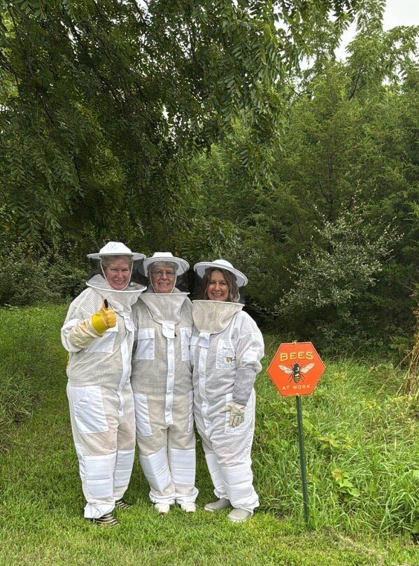 Dry Creek Beekeeping-Elizabeth必去景点