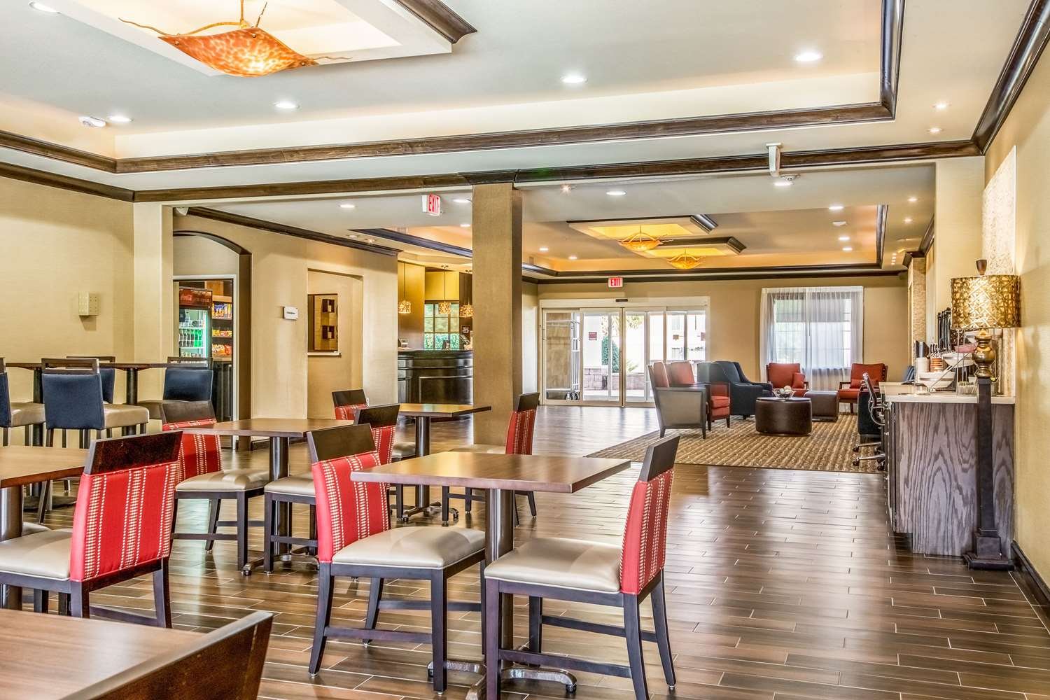 Comfort Suites-官方