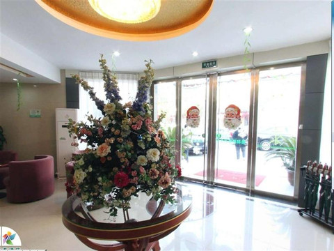 格林豪泰扬州瘦西湖文昌阁快捷酒店主图