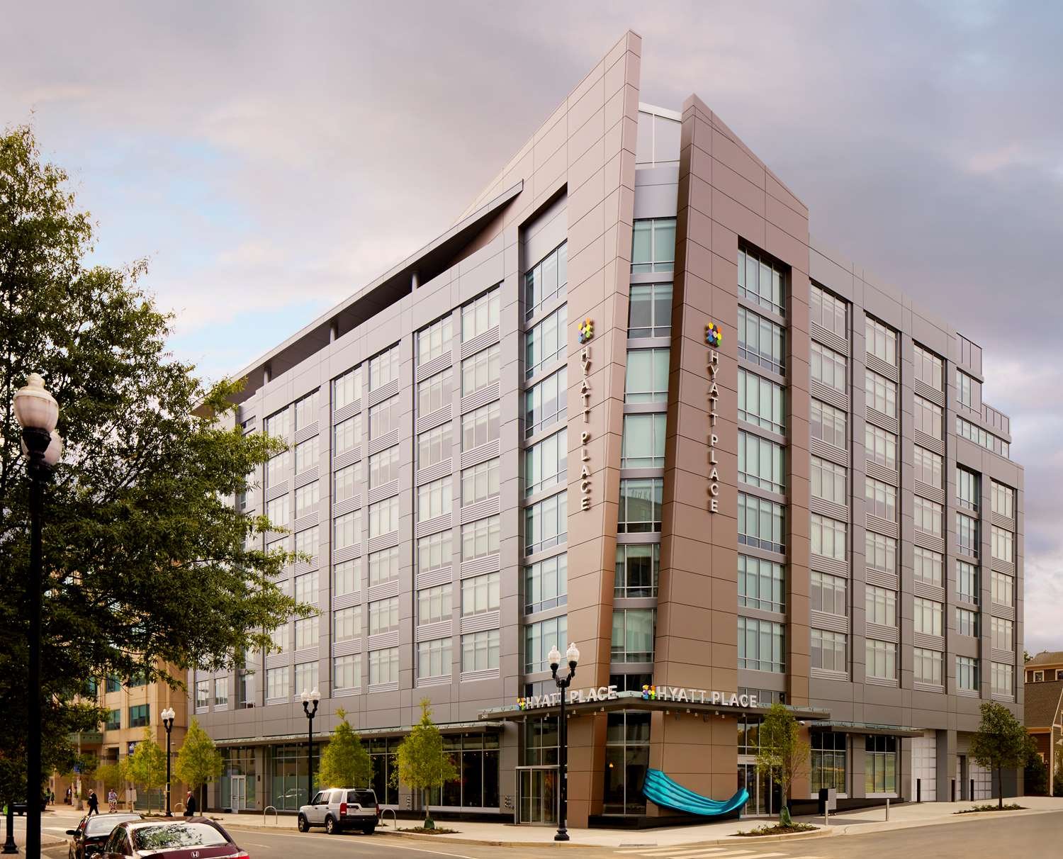 Hyatt Place Arlington/Courthouse Plaza-官方