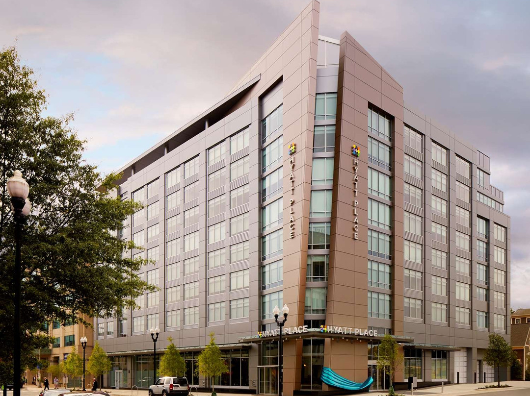 Hyatt Place Arlington/Courthouse Plaza主图