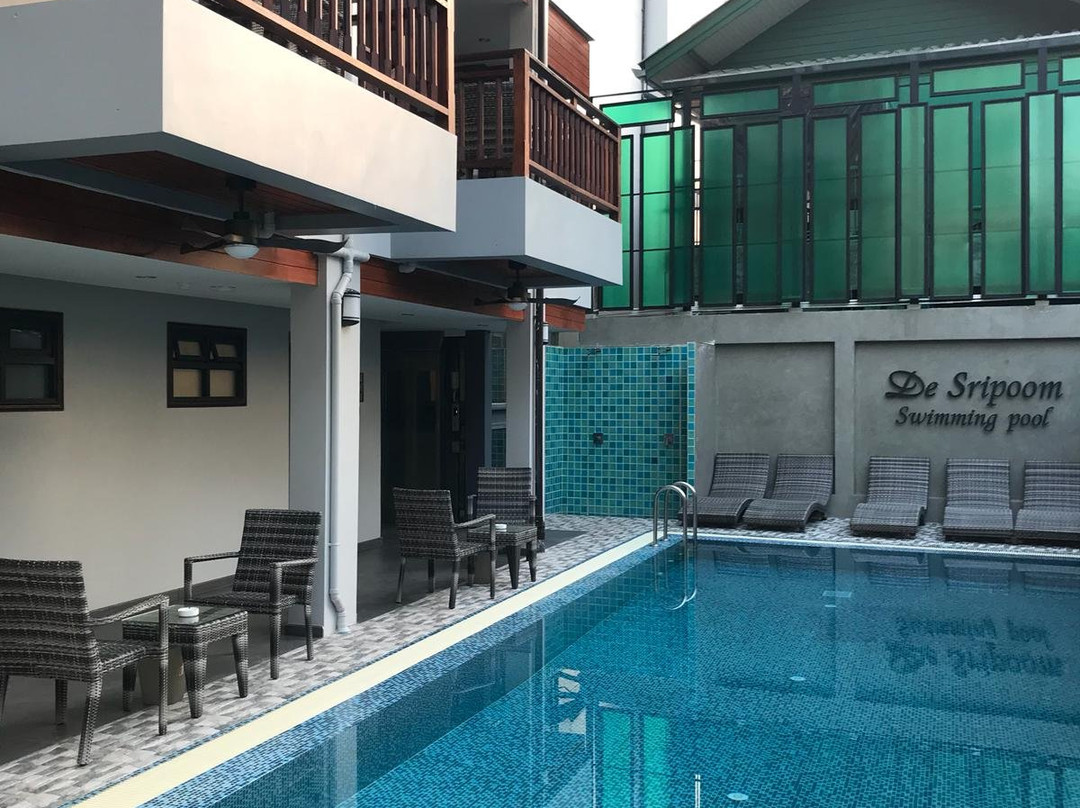 Si Phum酒店住宿-De Sripoom Hotel