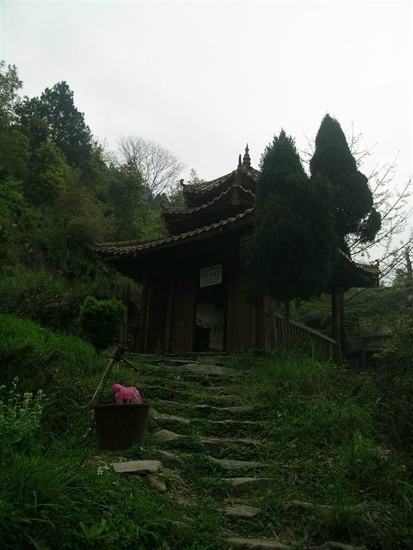 归仁洞景点图片