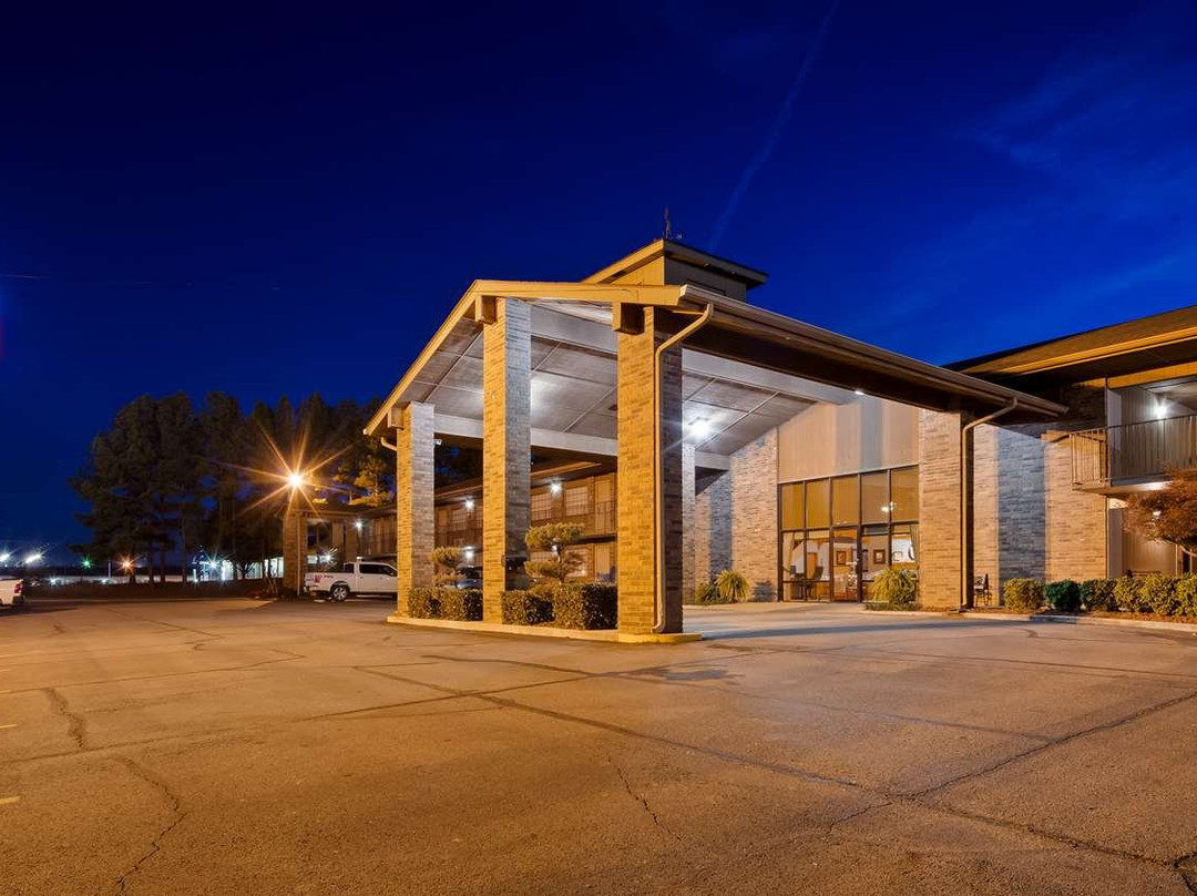 SureStay Plus By Best Western Poteau主图