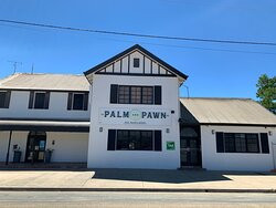 Palm and Pawn Motor Inn主图