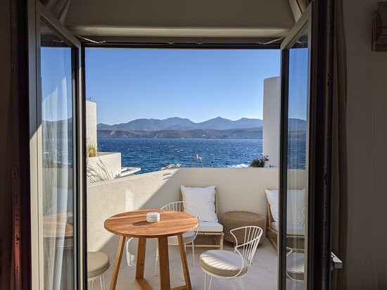 White Pebble Suites主图