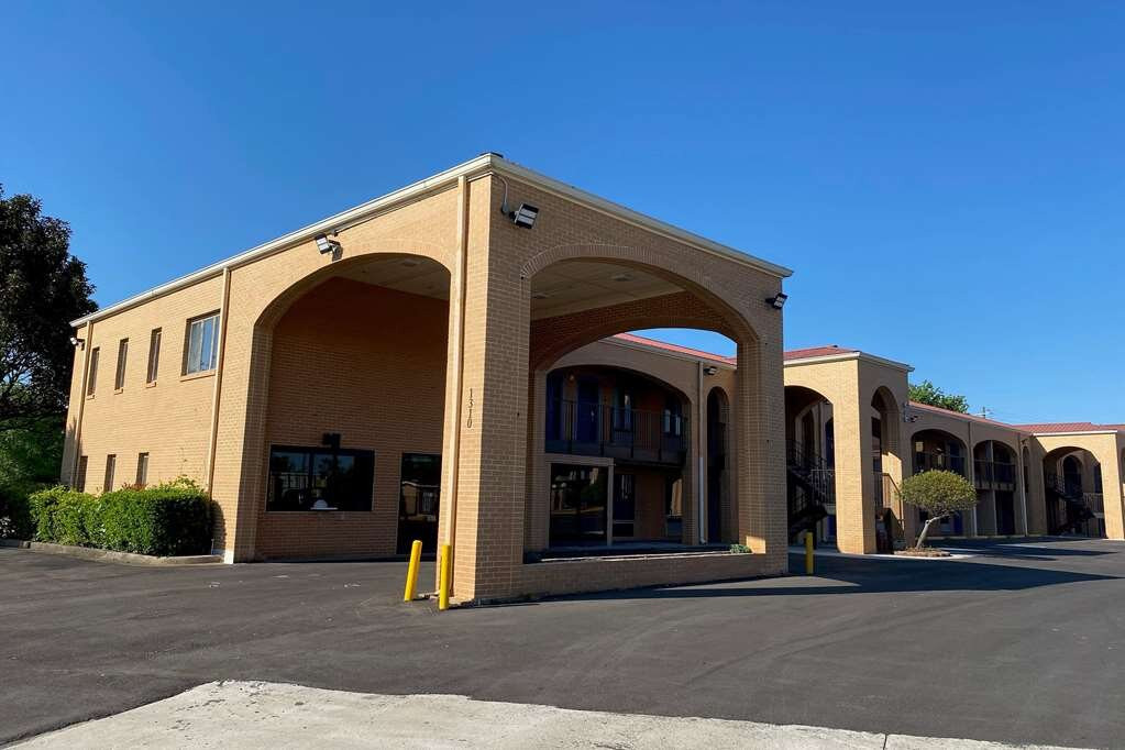 Days Inn by Wyndham Newnan主图