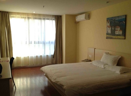 西安汉庭明城墙含光门酒店主图