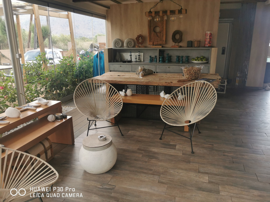 Yianna Caravel by Checkin主图