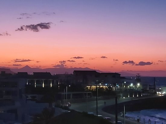 The Island Hotel主图