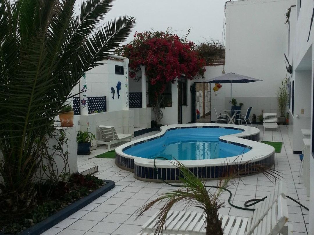 Hostal Los Delfines San Bartolo主图