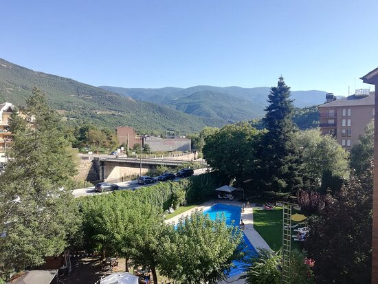 Hotel Pessets Restaurant & Spa主图