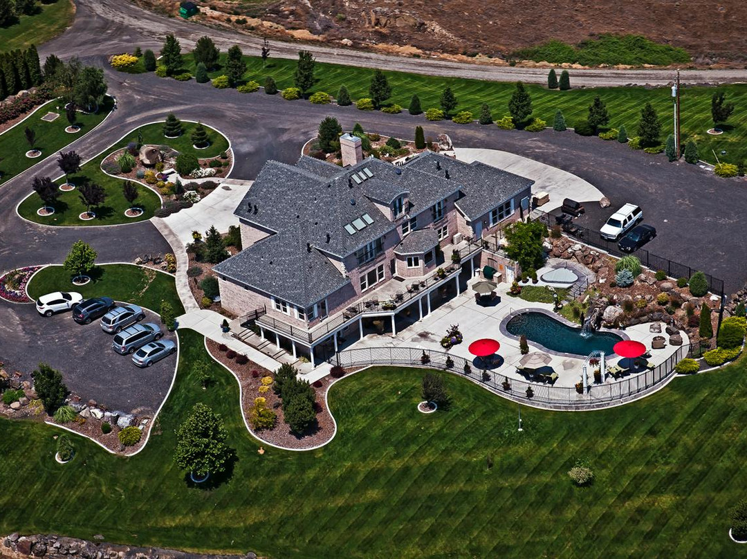 Cameo Heights Mansion