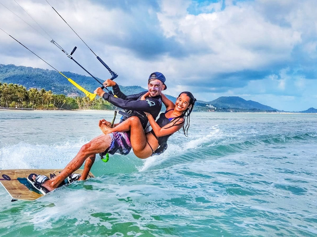 Mahalo Kiteschool - Kitesurfing School in Samui景点图片