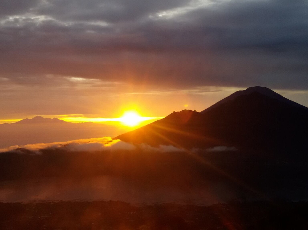 Mt Batur Sunrise (Official, $ 35.00).
