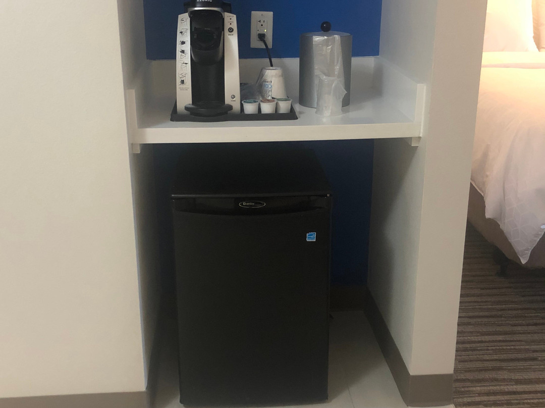 Holiday Inn Express Hillsboro I-35 By IHG主图