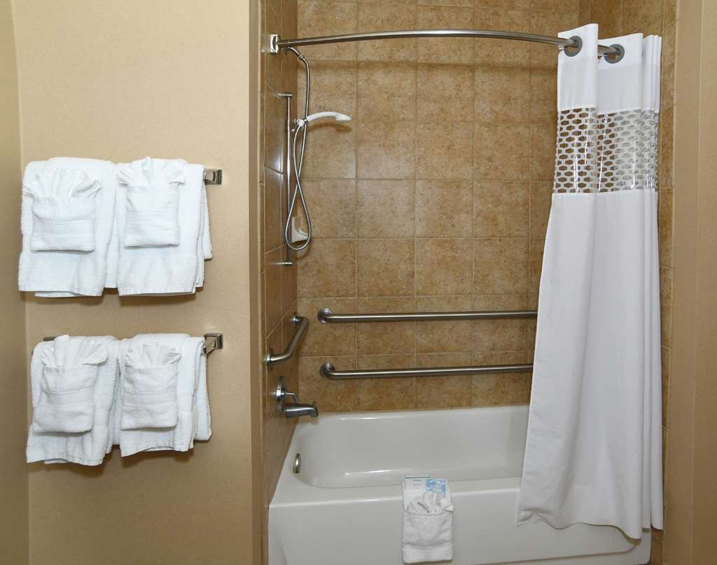 塞甘希尔顿恒庭酒店主图