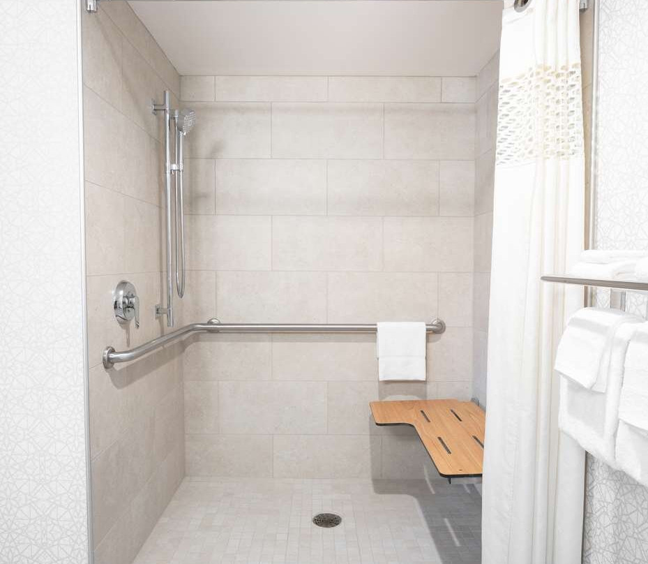 Hampton Inn Dubuque主图