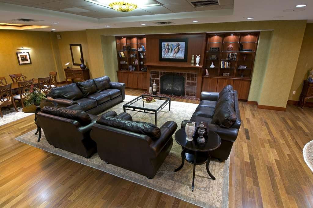 特洛伊希尔顿花园酒店主图