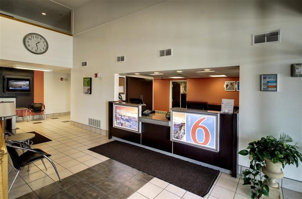 Motel 6 Ogden, UT - Riverdale主图