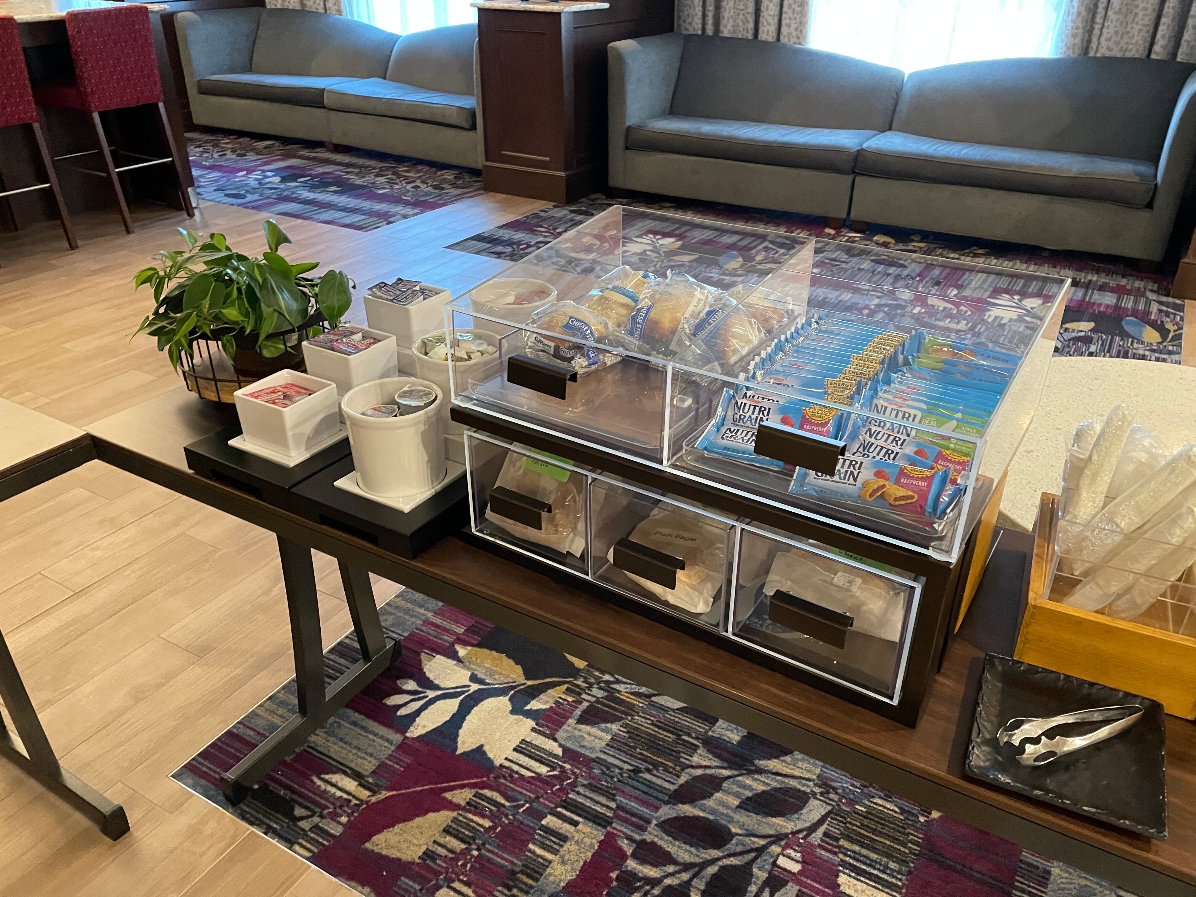 Hampton Inn by Hilton New Paltz-餐饮