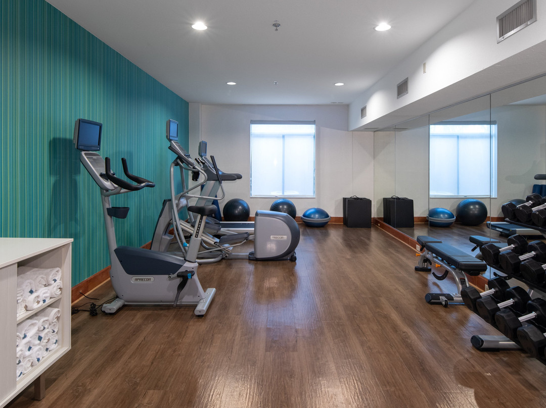 阿林顿20号州际公路公园广场智选假日酒店主图