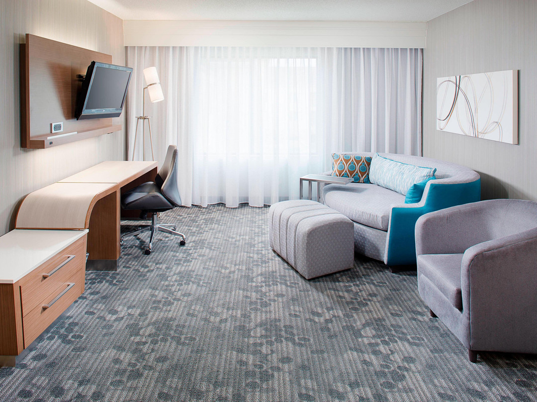 Courtyard by Marriott Richmond Airport主图