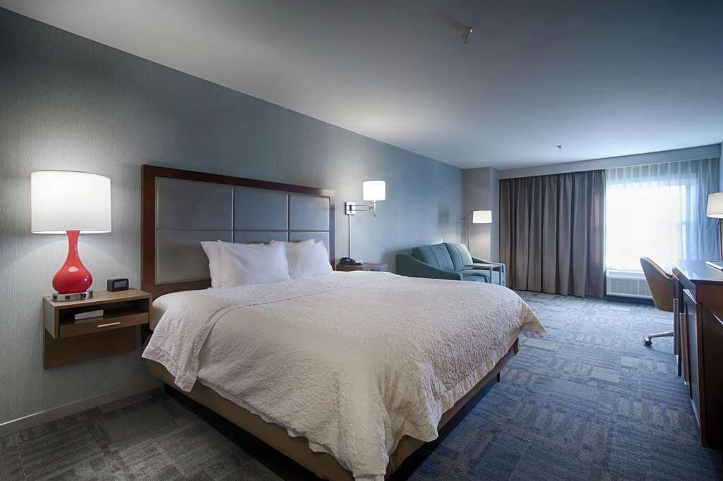 Hampton Inn Salina主图