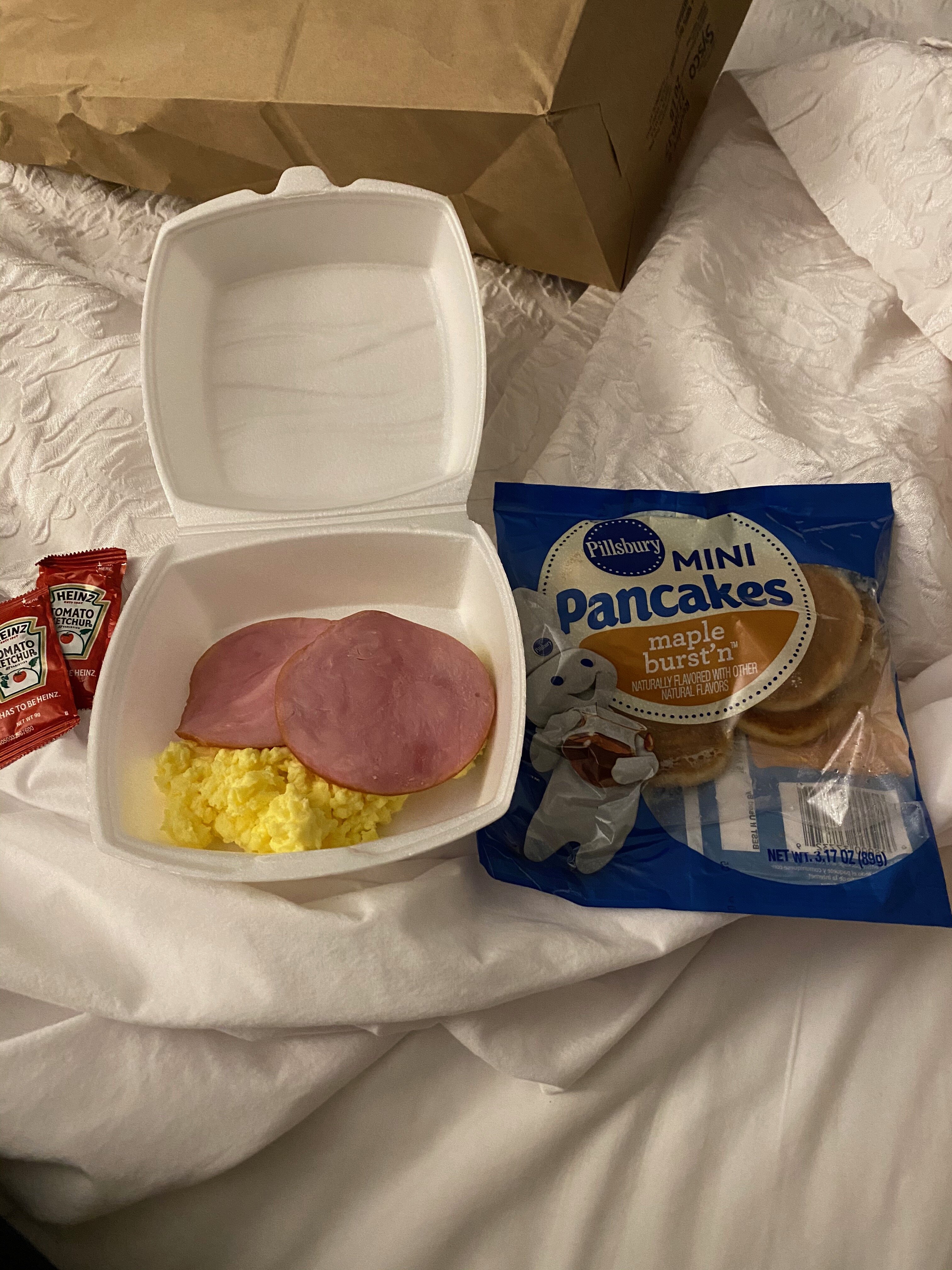 Hampton Inn & Suites Newport/Middletown-餐饮