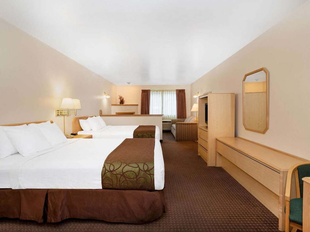 Inn at Lander, Travelodge by Wyndham主图