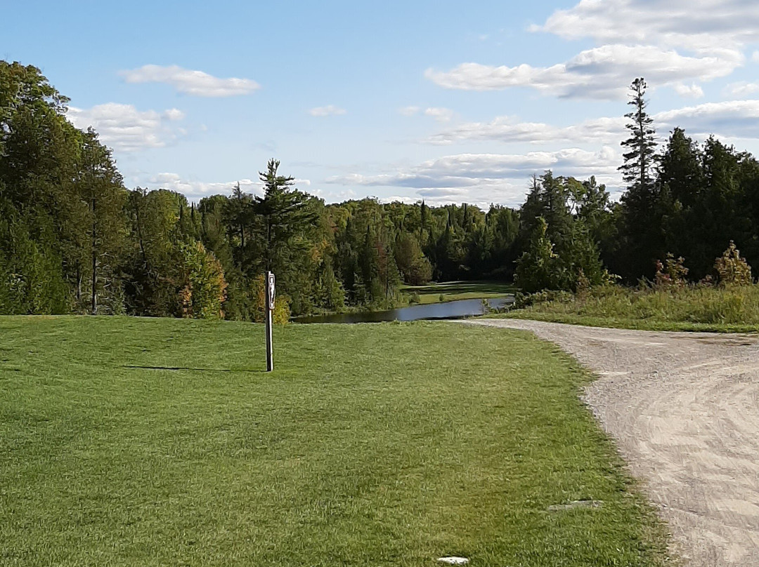 The Links at Monck's Landing Golf Club景点图片