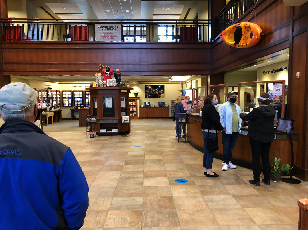 Asheville Visitor Center景点图片