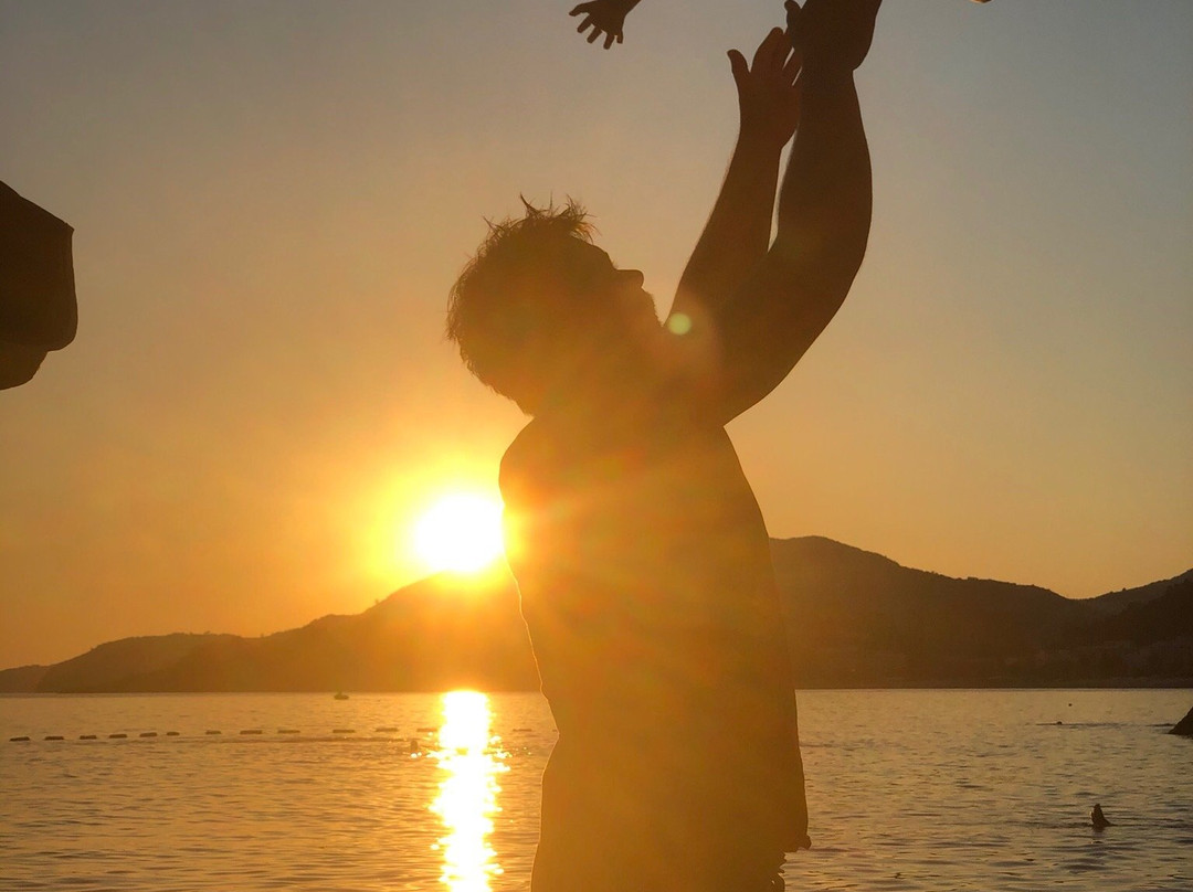 Beach Rafailovichi景点图片