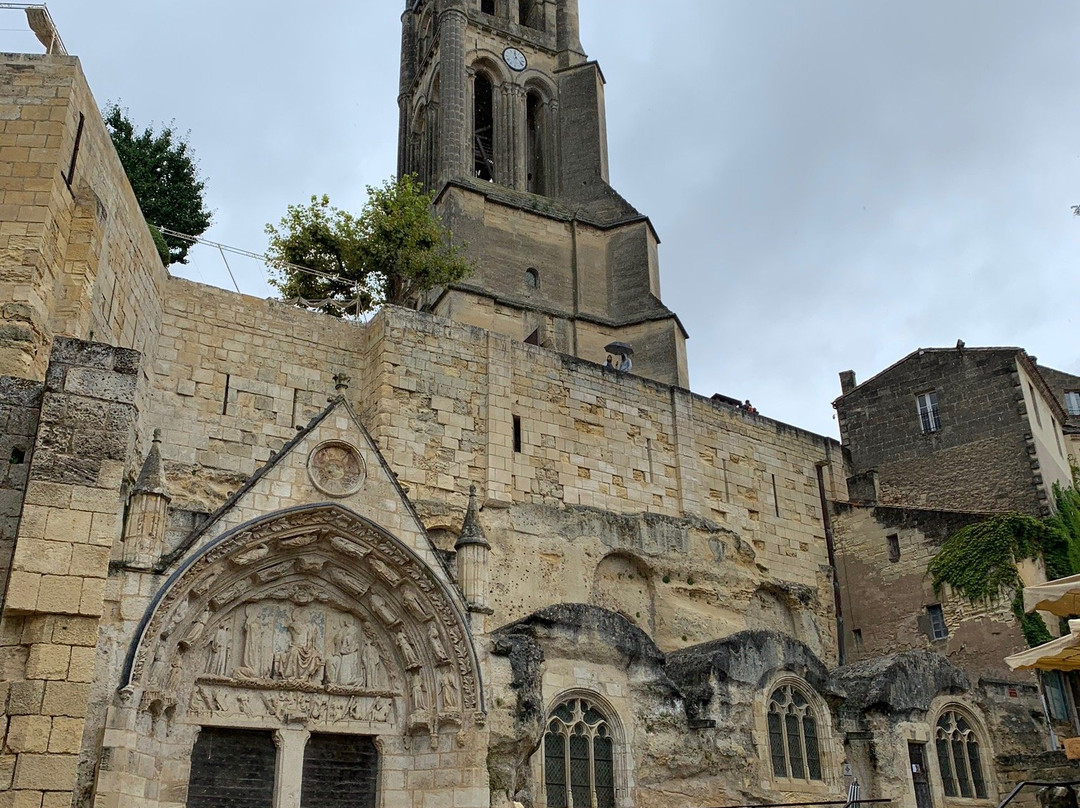 Au Vélo Dans L'Arbre主图