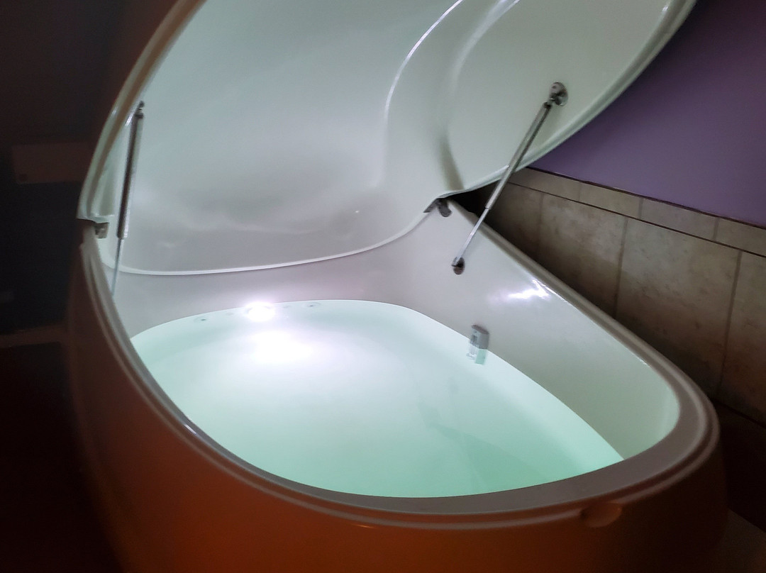 Total Zen Float-卡塞尔伯里必去景点