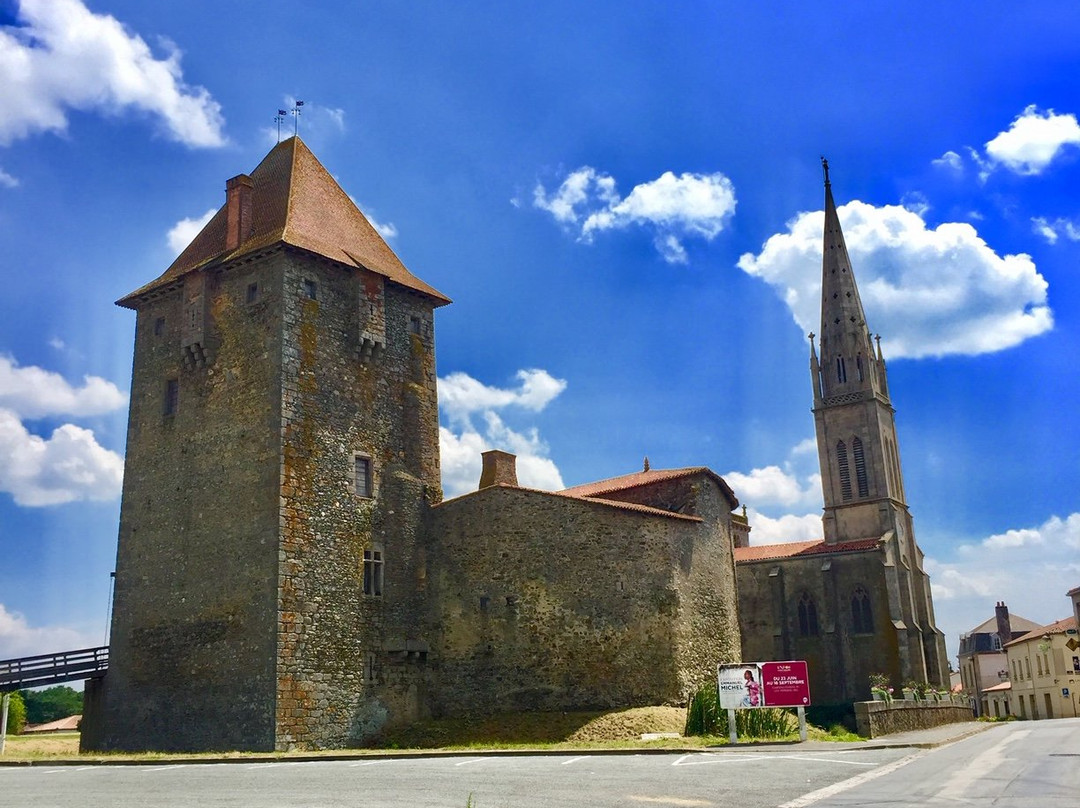 Église Saint-Sauveur景点图片