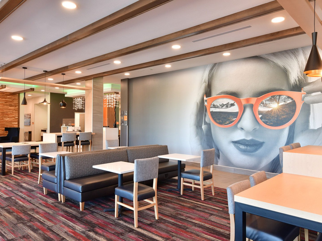 La Quinta Inn & Suites by Wyndham Wisconsin Dells主图