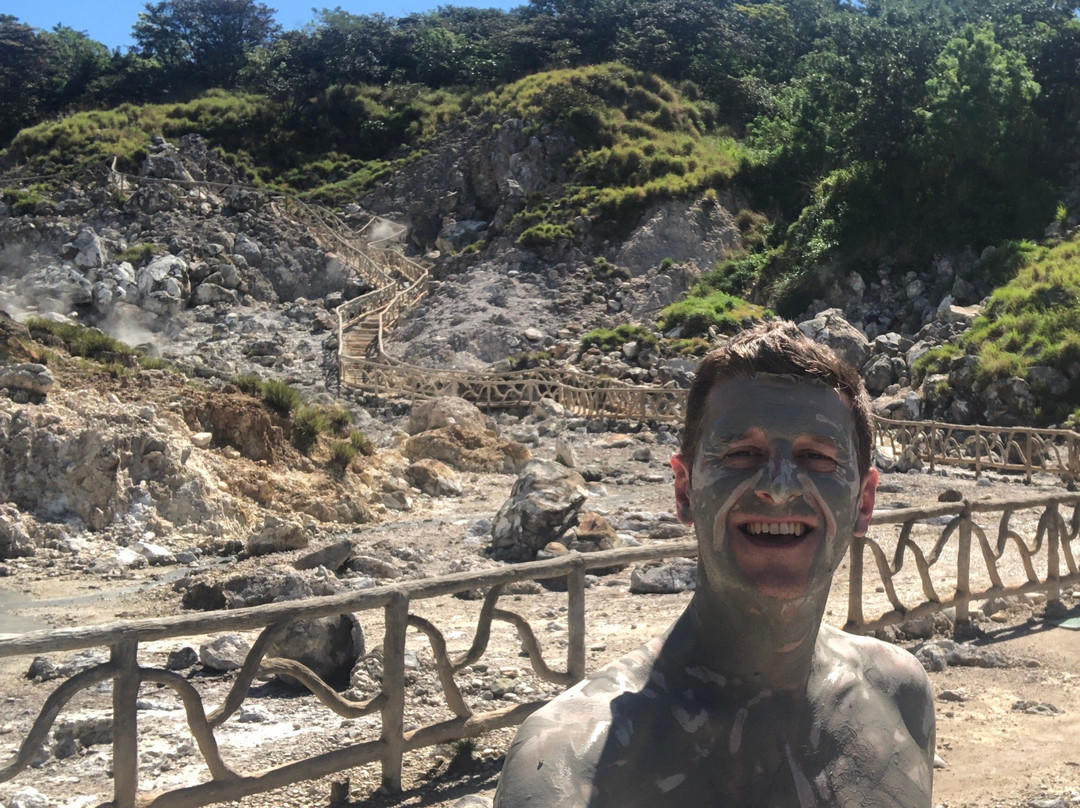 Las Hornillas Volcano Hot Springs景点图片