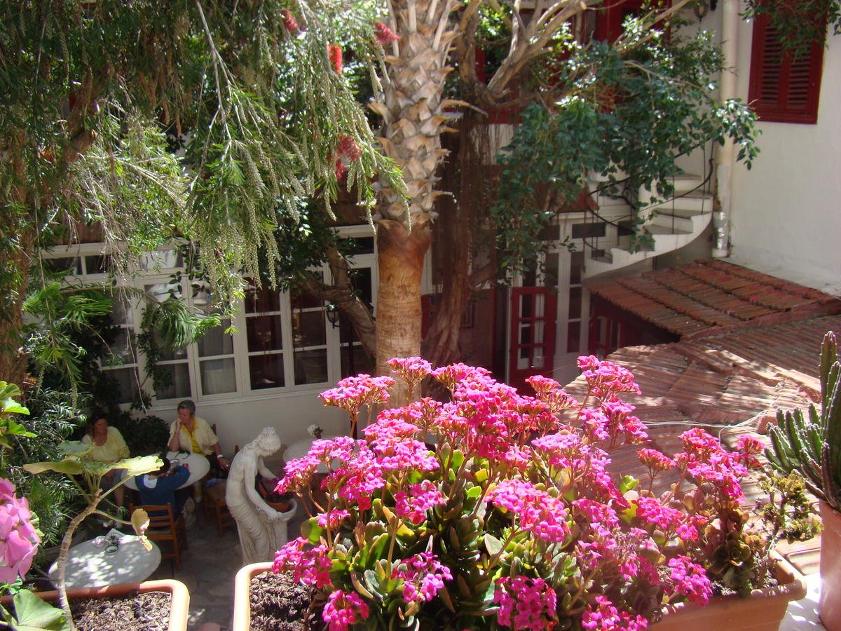 Kiniras Hotel & Restaurant-官方