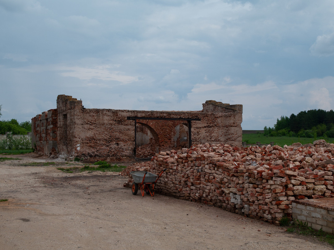 Novosilskiy Svyato-Dukhov Monastery景点图片