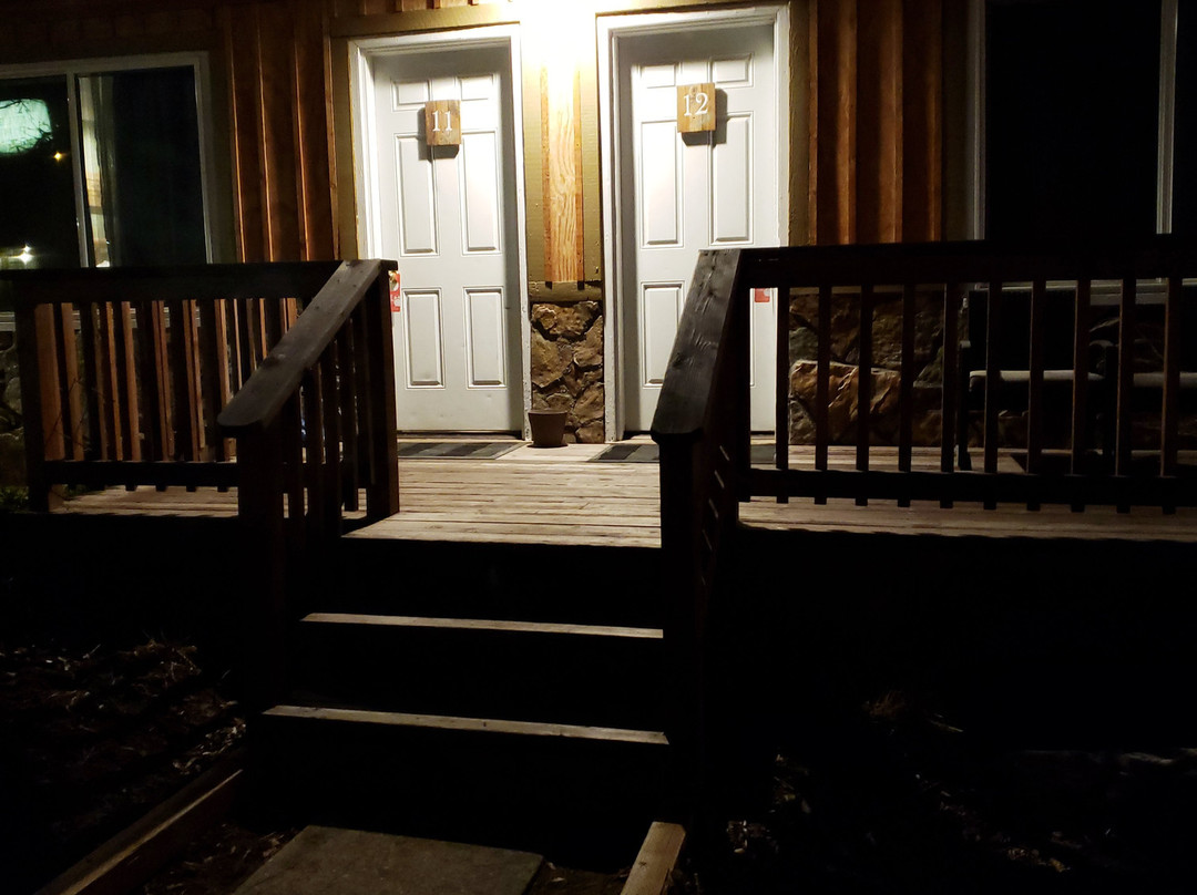 Evergreen Motel主图